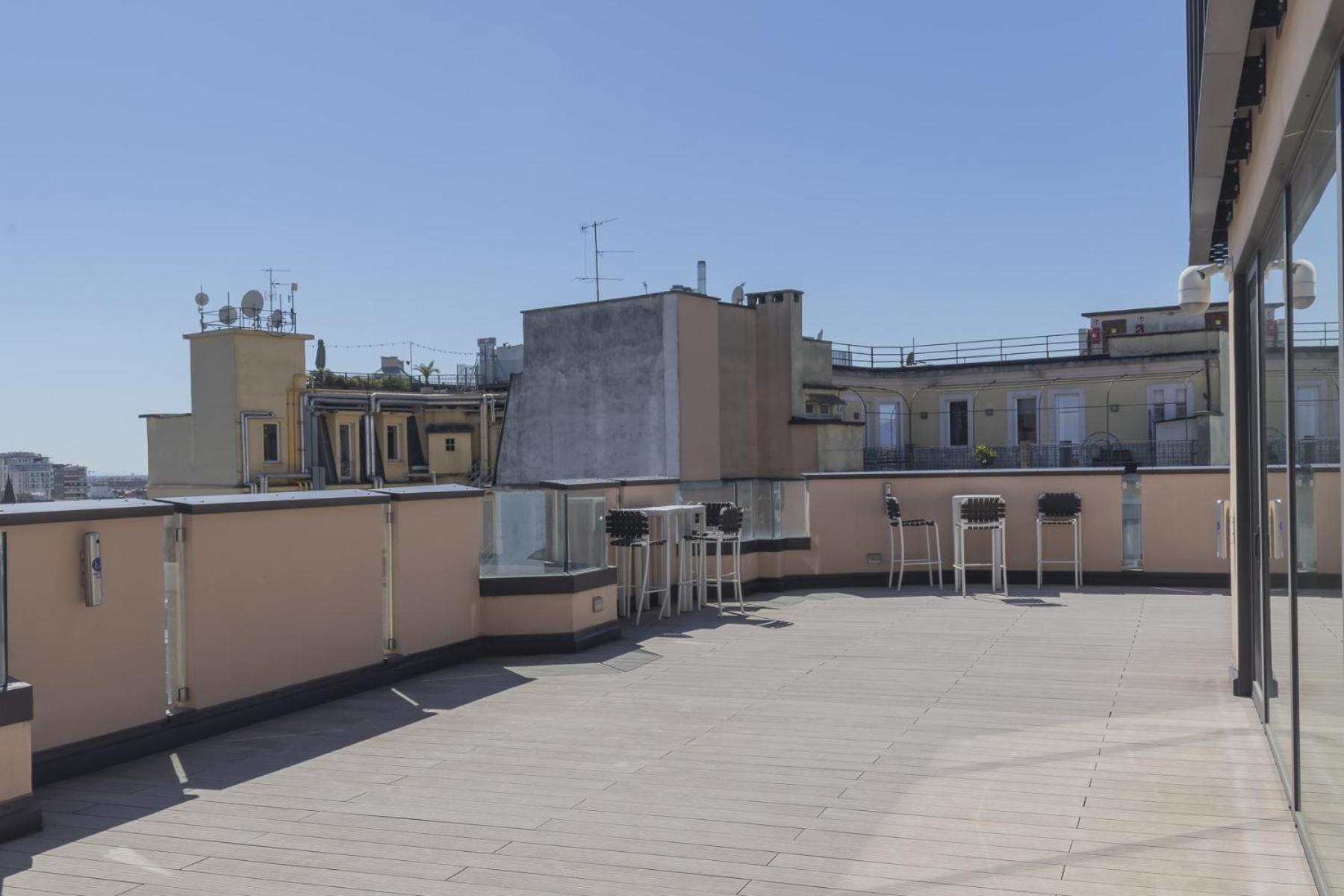 San Babila Central Tower With Panoramic Terrace Overlooking Duomo By Rentopolis Milan Extérieur photo